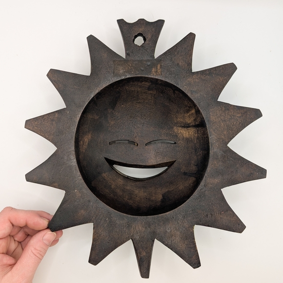 Rustic Sun Face Wall Decor - Picture 5 of 7